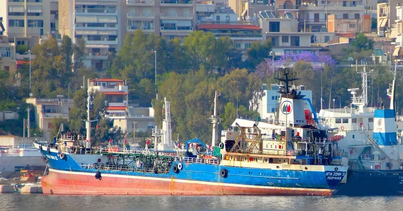 AGIA ZONI II Tanker IMO 7126152 photo 6