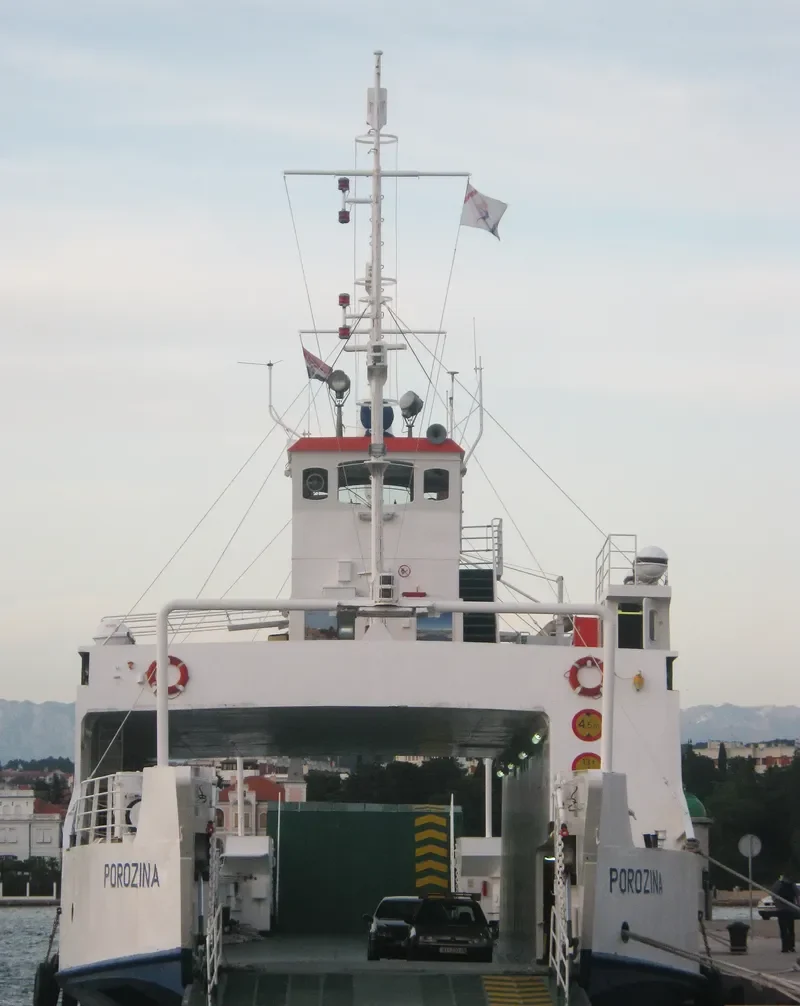 POROZINA Ro-Ro IMO 7126346 photo 8