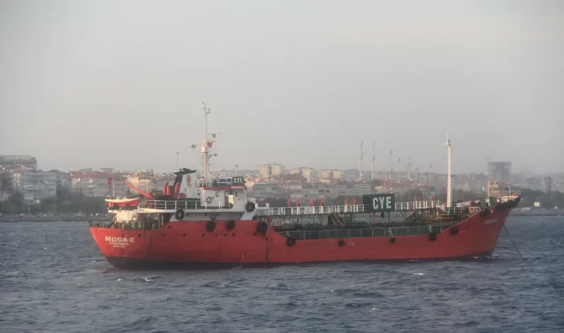 ZEYNEBIM Tanker IMO 7127211 photo 4