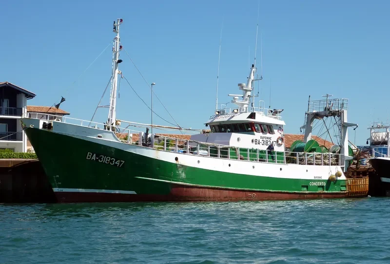CONCERTO Fishing Vessel IMO 7128813 photo 5