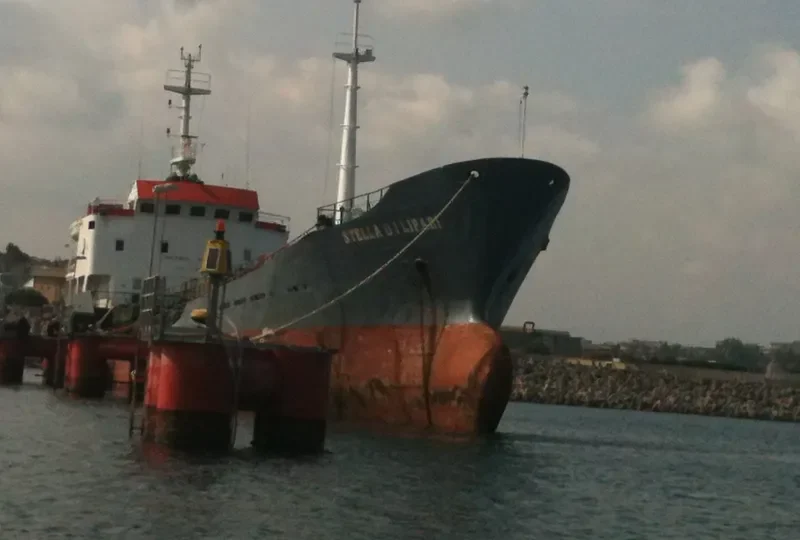 STELLA DI LIPARI Tanker IMO 7128899 photo 5