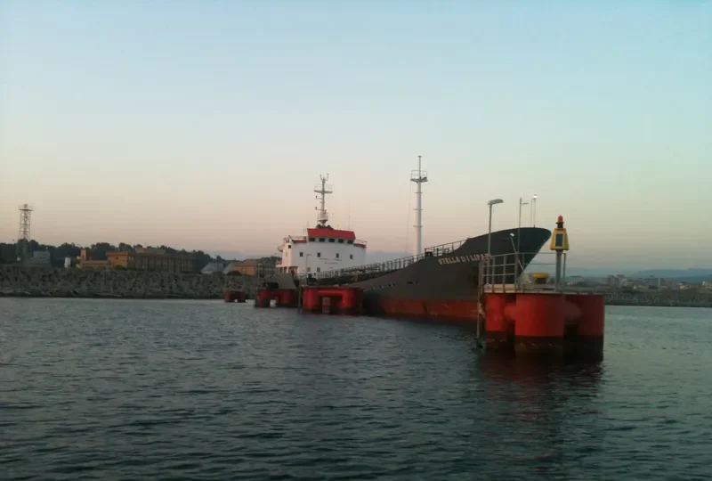 STELLA DI LIPARI Tanker IMO 7128899 photo 8