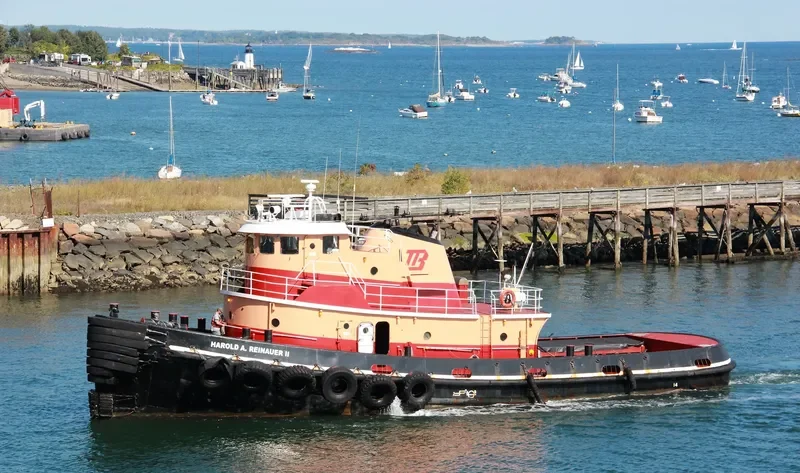 HAROLD A.REINAUER II Tug Boat IMO 7129489 photo 5