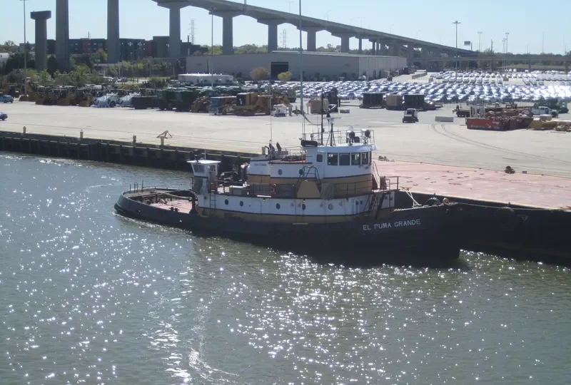 EL PUMA GRANDE Tug Boat IMO 7200180