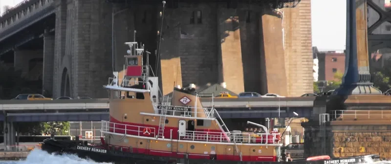 ZACHERY REINAUER Tug Boat IMO 7203302 photo 2