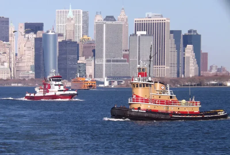 ZACHERY REINAUER Tug Boat IMO 7203302 photo 7