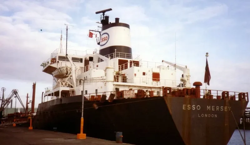 PETRO MERSEY Tanker IMO 7207188 photo 2