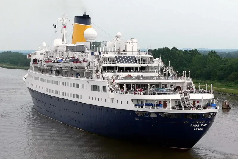 OASIS Passenger Vessel IMO 7214715 photo 4