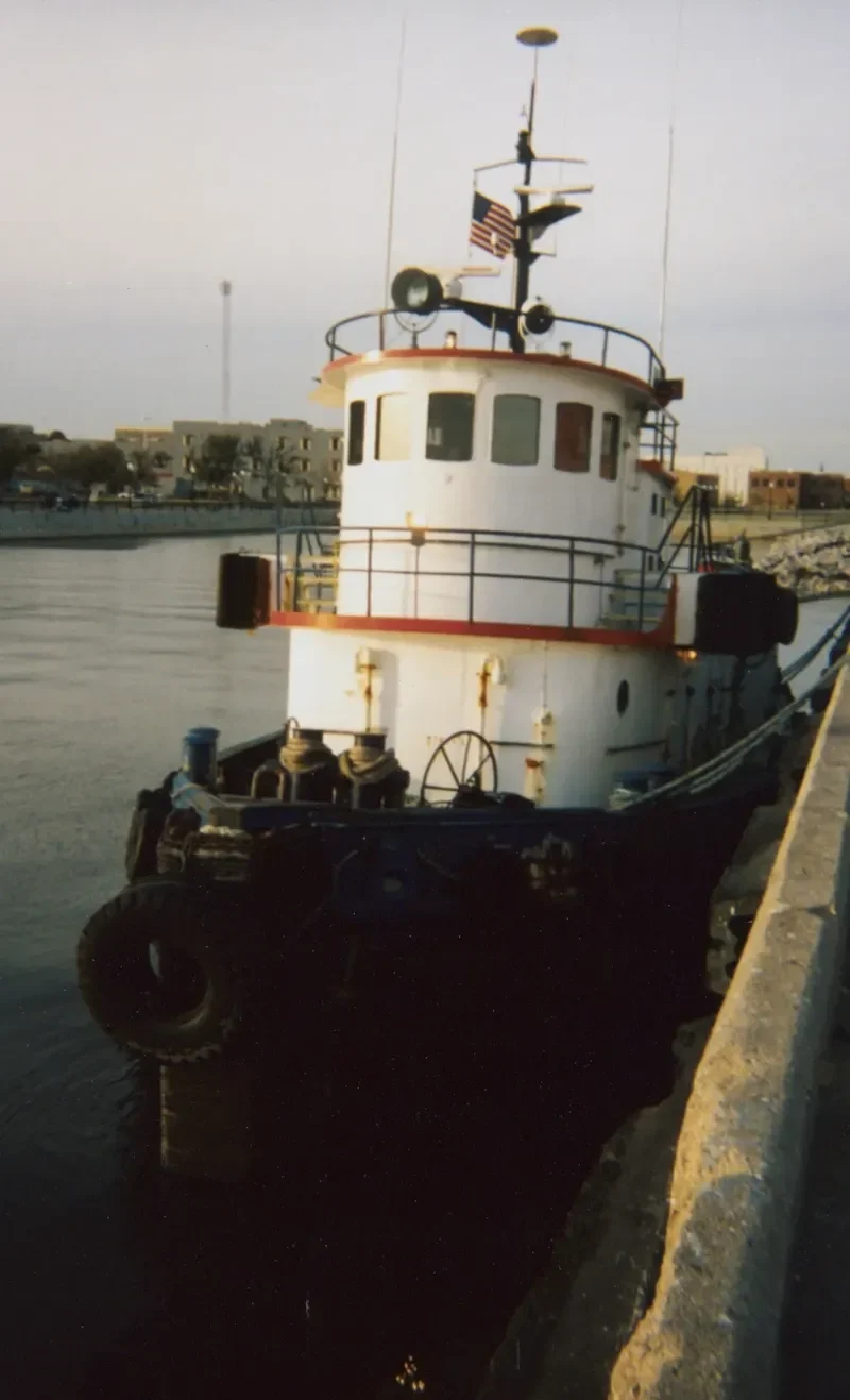 OCEAN WIND Tug Boat IMO 7215721 photo 2