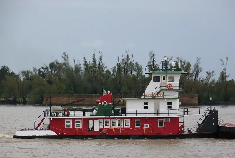 CREOLE LADY Tug Boat IMO 7216799 photo 2