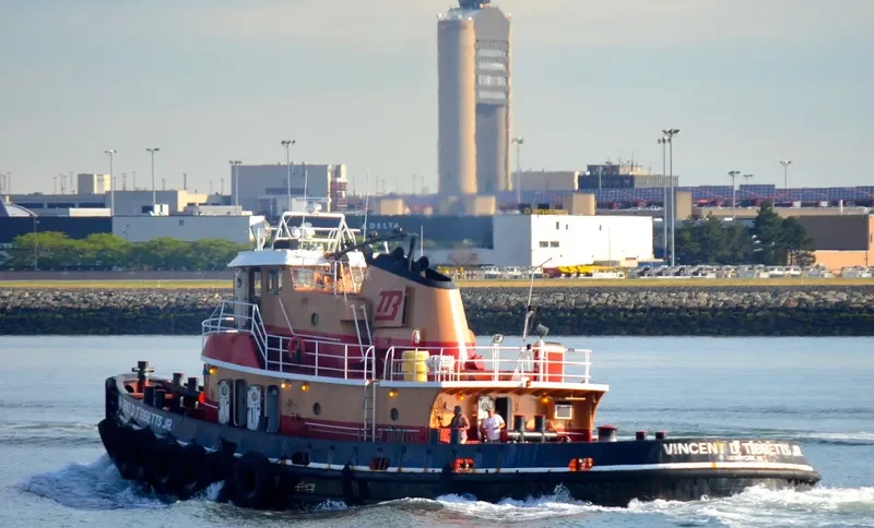VINCENT D. TIBBETTS JR. Tug Boat IMO 7217133 photo 6
