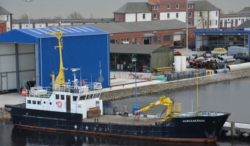 MINSENEROOG Research Vessel IMO 7217585 photo 2
