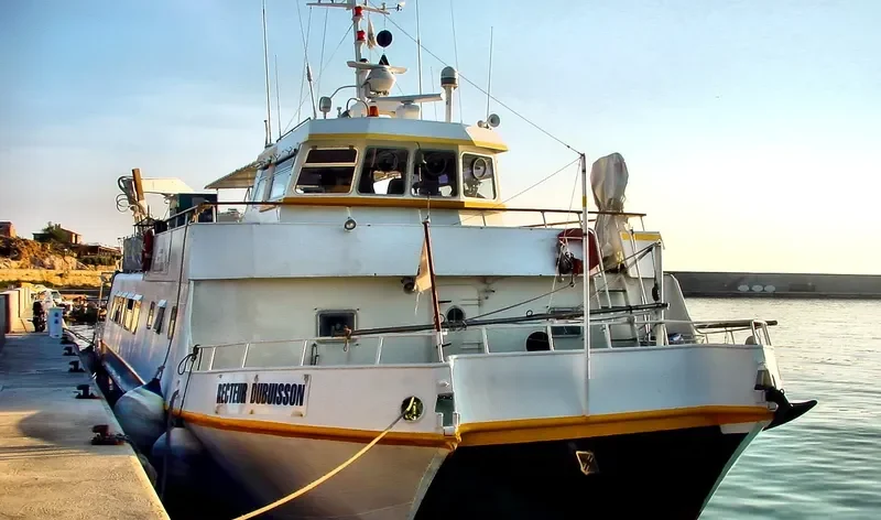 RECTEUR DUBUISSON Research Vessel IMO 7224382 photo 2