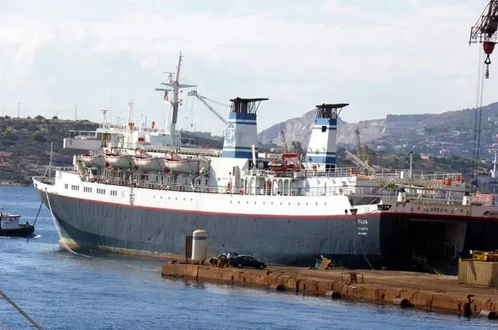 GRECIA Ro-Ro IMO 7224514 photo 2