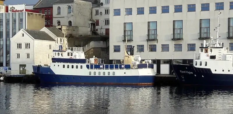 DRONNING BLANCA Passenger Ship IMO 7226316