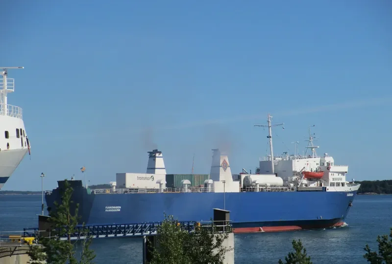 FJARDVAGEN Ro-Ro IMO 7226952 photo 4