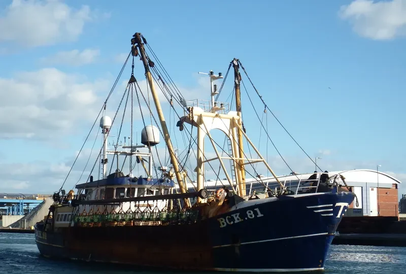 KESTREL Fishing Vessel IMO 7230147 photo 2