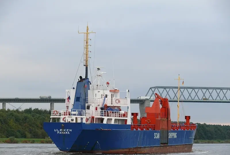 ULRIKEN General Cargo Vessel IMO 7230185 photo 6