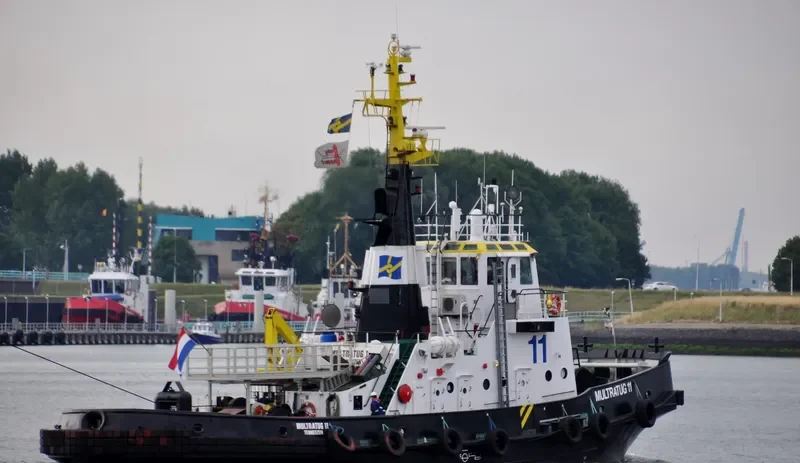 MULTRATUG 11 Tug Boat IMO 7232626 photo 3