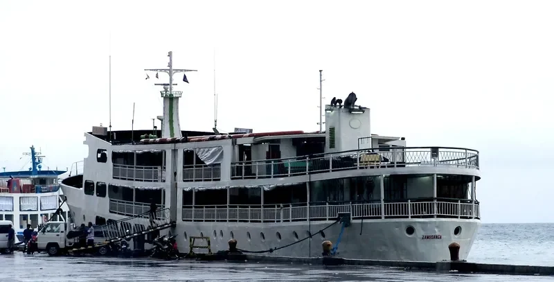 KC BEATRICE Passenger Ship IMO 7300435 photo 2