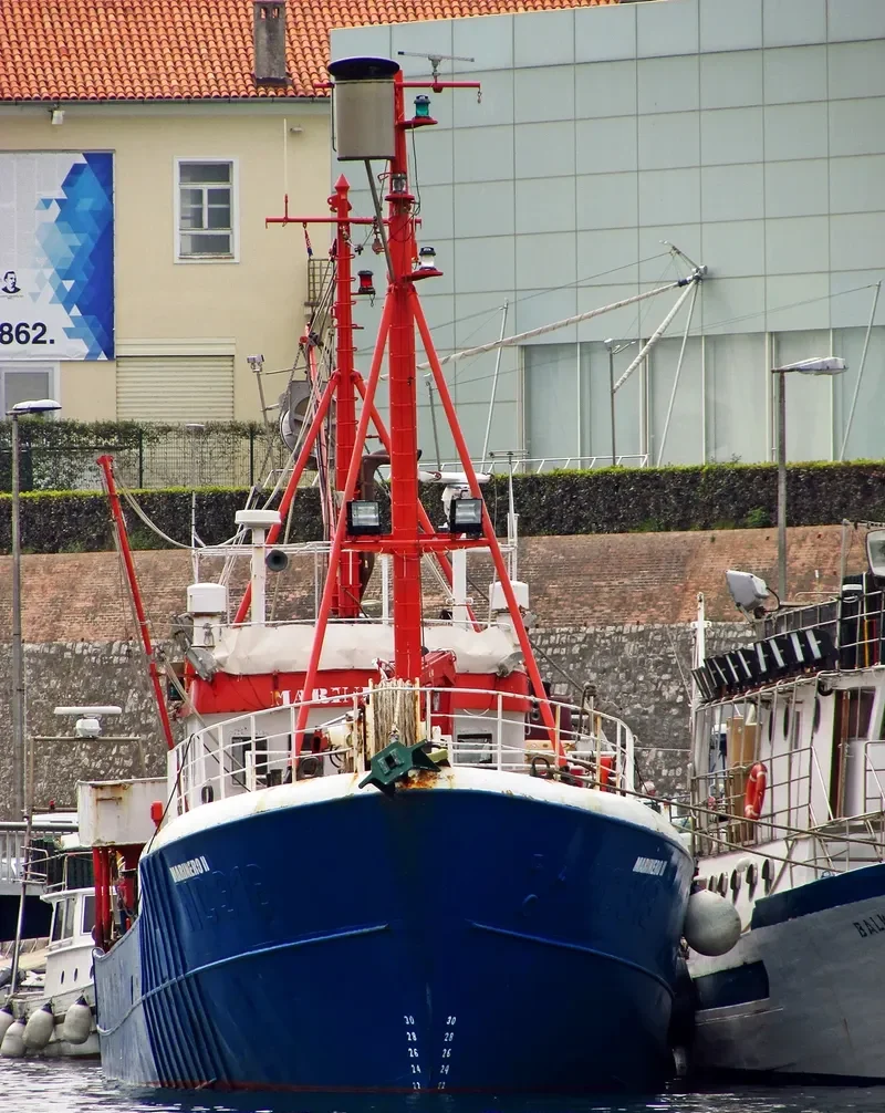 MARINERO II Fishing Vessel IMO 7302847 photo 2