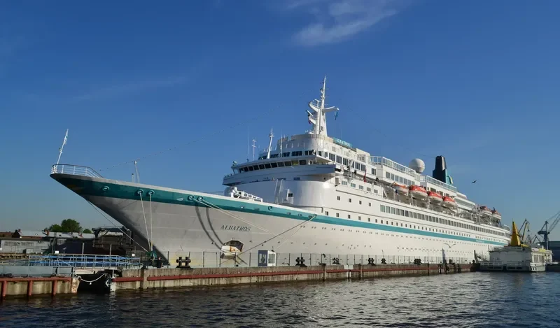 ALBATROS Passenger Vessel IMO 7304314 photo 4
