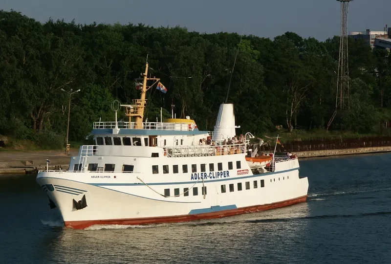 SPIRIT OF BRAZIL VII Passenger Ship IMO 7305629