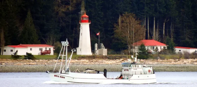 SEA ERN Fishing Vessel IMO 7308542 photo 4