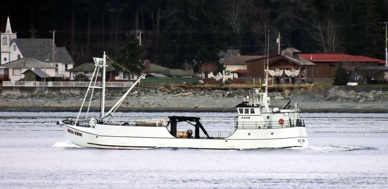 SEA ERN Fishing Vessel IMO 7308542 photo 6