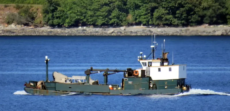 TEBENKOF Fishing Vessel IMO 7309273 photo 3