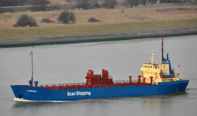 LIVARDEN General Cargo Vessel IMO 7310818 photo 3