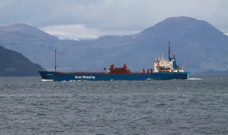 LIVARDEN General Cargo Vessel IMO 7310818 photo 10