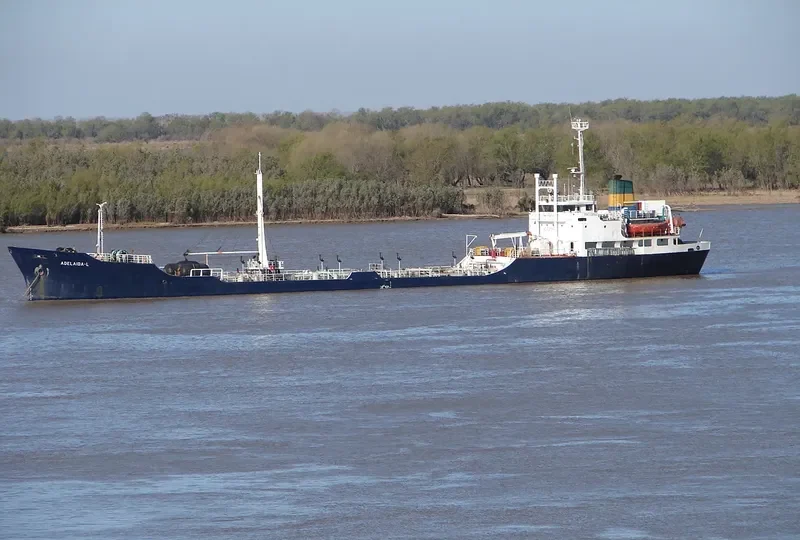 ADELAIDA L Tanker IMO 7311123 photo 3