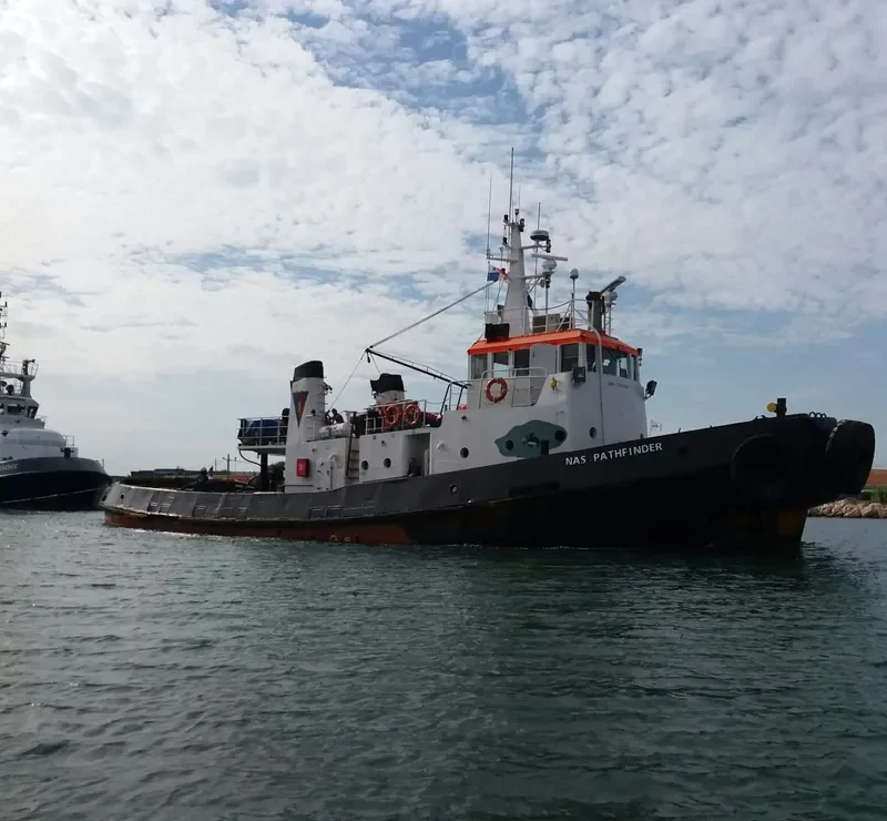 NAS PATHFINDER Tug Boat IMO 7312402 photo 3