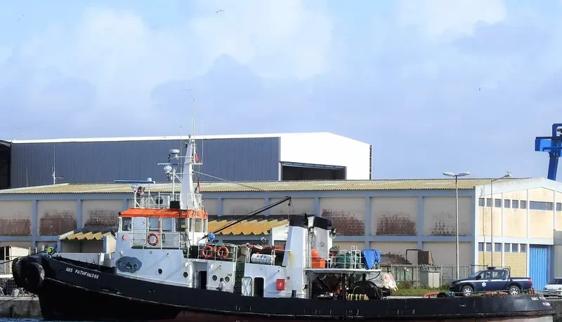 NAS PATHFINDER Tug Boat IMO 7312402 photo 5