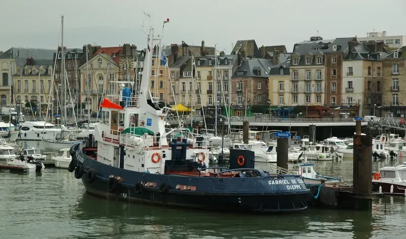 GABRIEL DE CLIEU Tug Boat IMO 7314709 photo 6