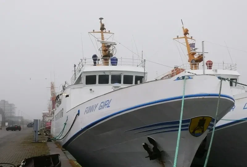 FUNNY GIRL Passenger Ship IMO 7315569 photo 9