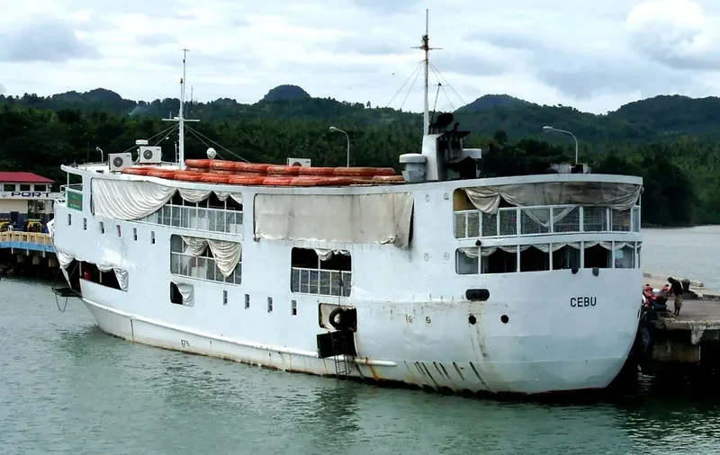 LAPU LAPU FERRY 1 Passenger Ship IMO 7315753 photo 4