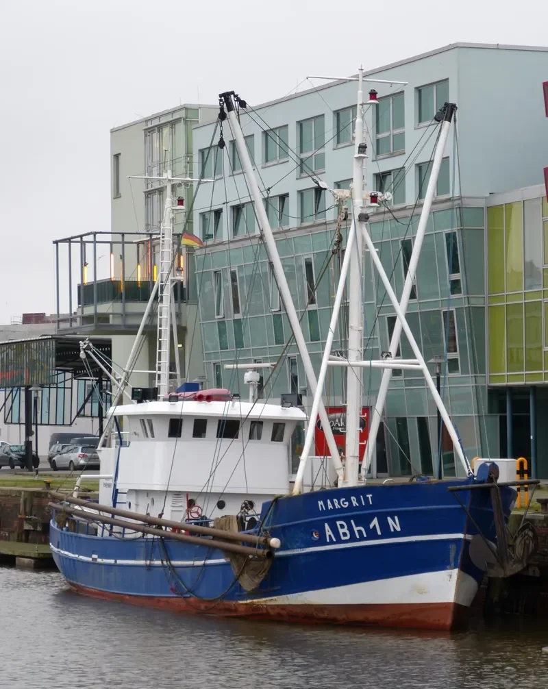 HEIDRIKUR Fishing Vessel IMO 7318872