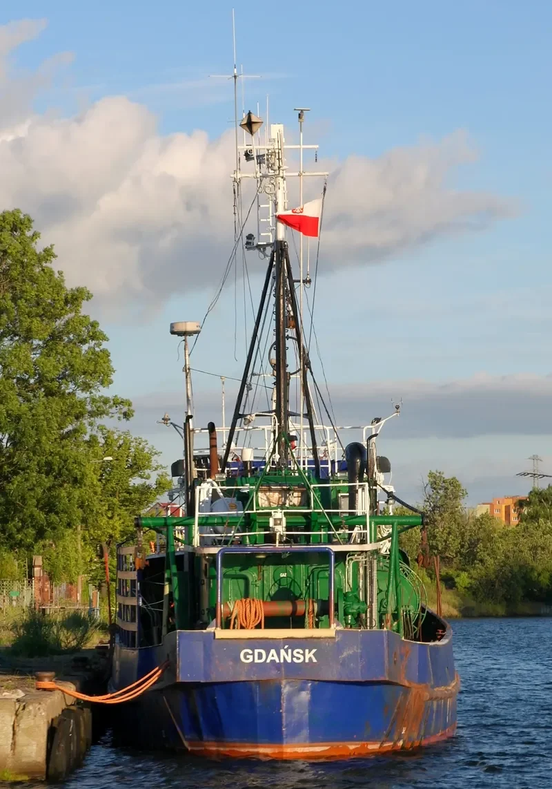 GDA 18 Fishing Vessel IMO 7325588 photo 3