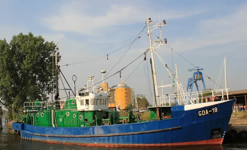 GDA 18 Fishing Vessel IMO 7325588 photo 9