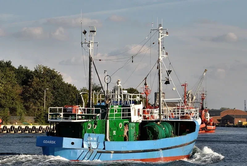 GDA 18 Fishing Vessel IMO 7325588 photo 10