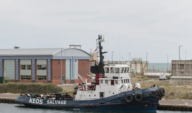 SUPERBE Tug Boat IMO 7325942 photo 2
