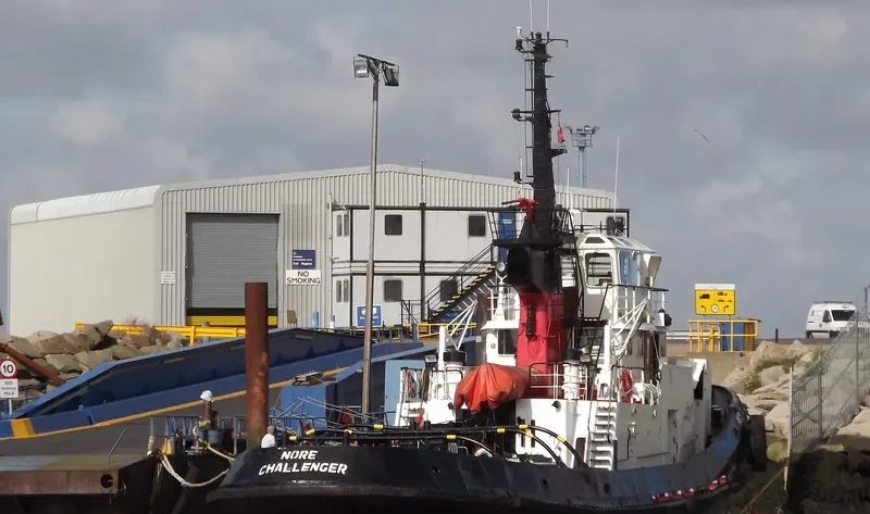 SUPERBE Tug Boat IMO 7325942 photo 3