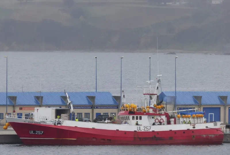 EDER SANDS Fishing Vessel IMO 7326051