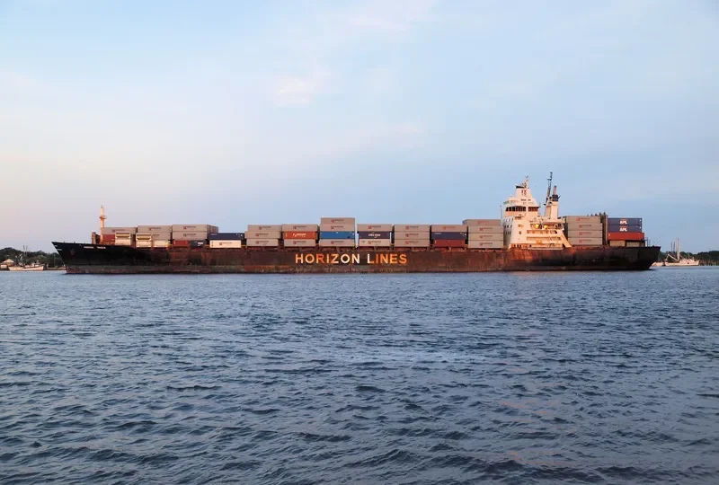 HORIZON TRADER Container Ship IMO 7326233 photo 6