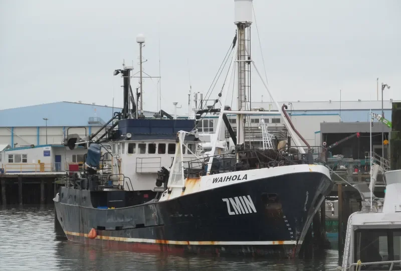 WAIHOLA Fishing Vessel IMO 7327835 photo 2