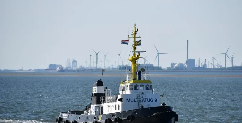 GOLF Tug Boat IMO 7328114 photo 6