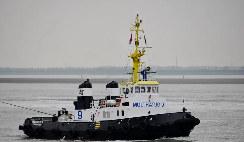 GOLF Tug Boat IMO 7328114 photo 8