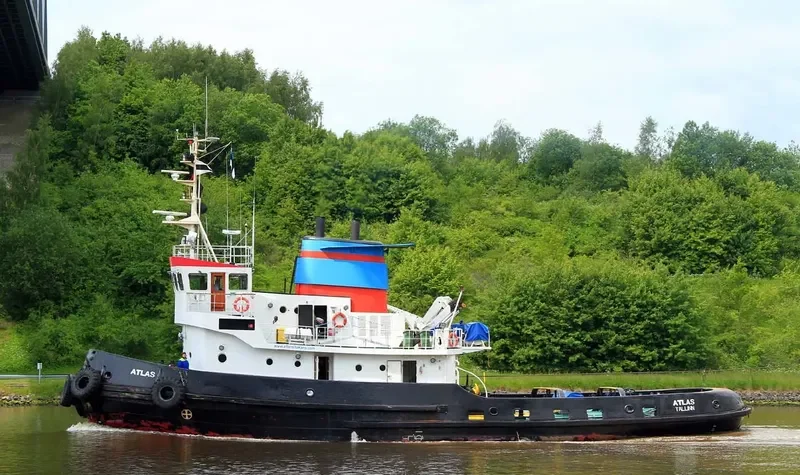 ATLAS Tug Boat IMO 7330337 photo 4